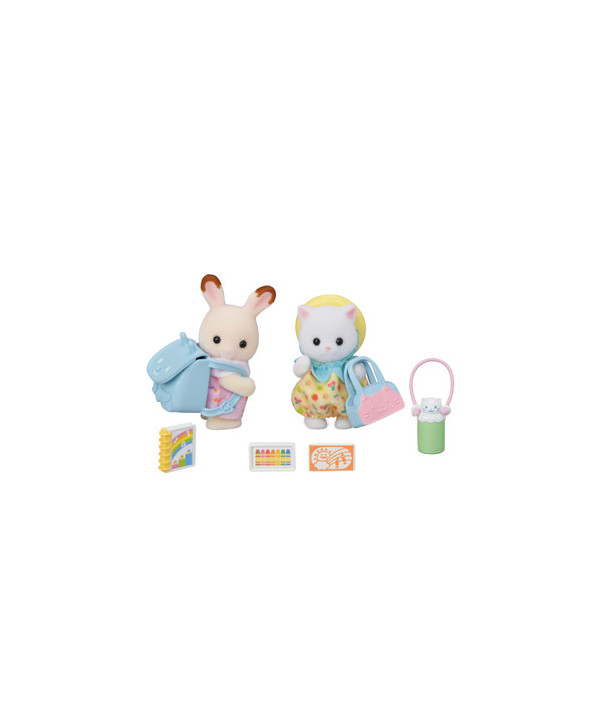 LE DUO DES BÉBÉS EN PROMENADE