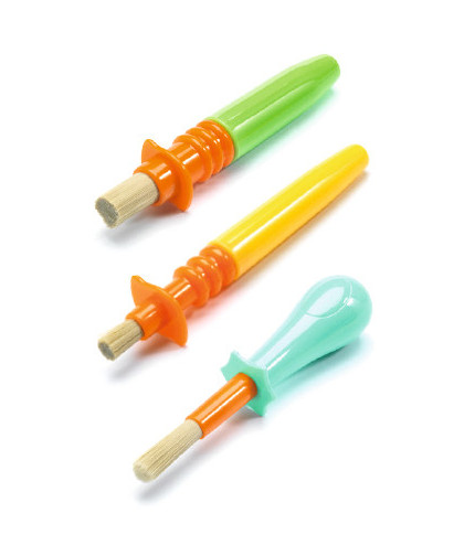 LES COULEURS DES PETITS - 3 PINCEAUX MALINS